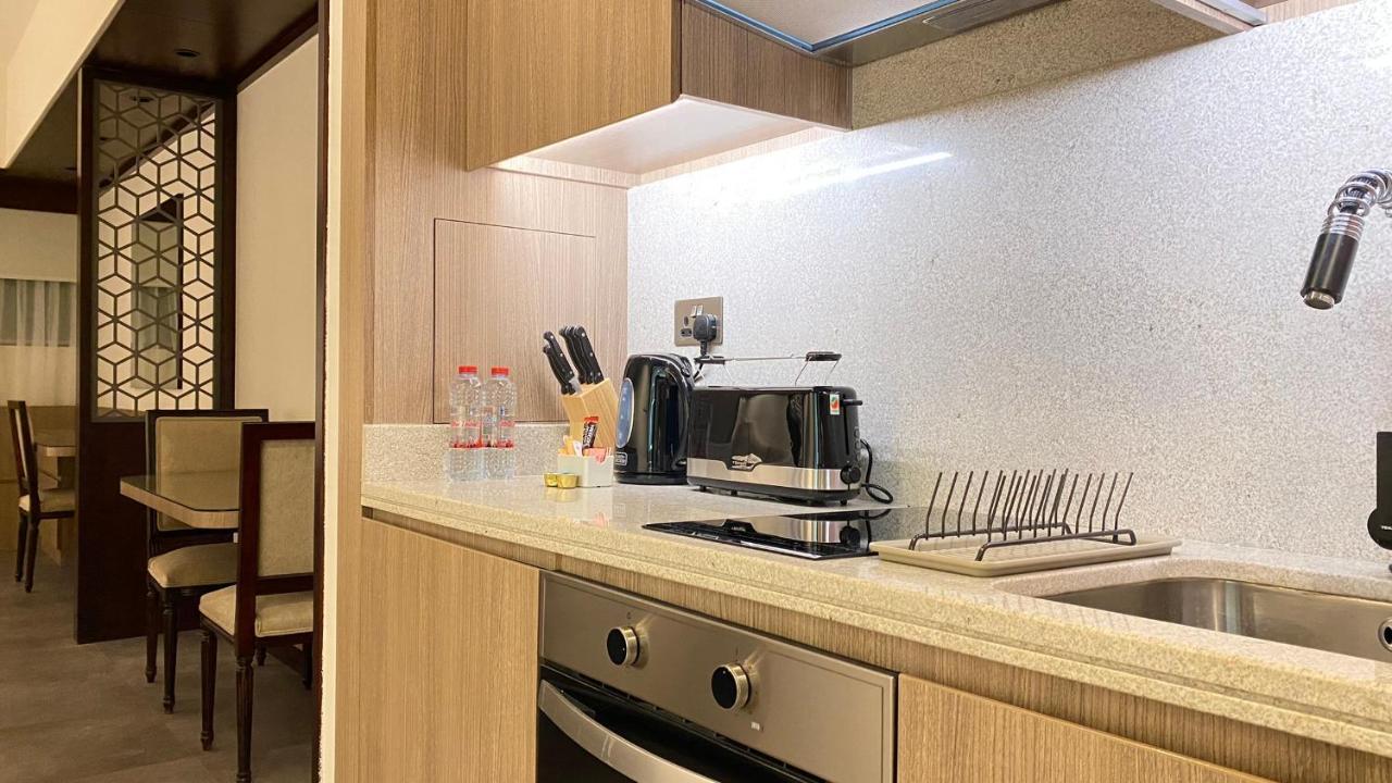 Sitara Hotel Apartment Dubai Bagian luar foto