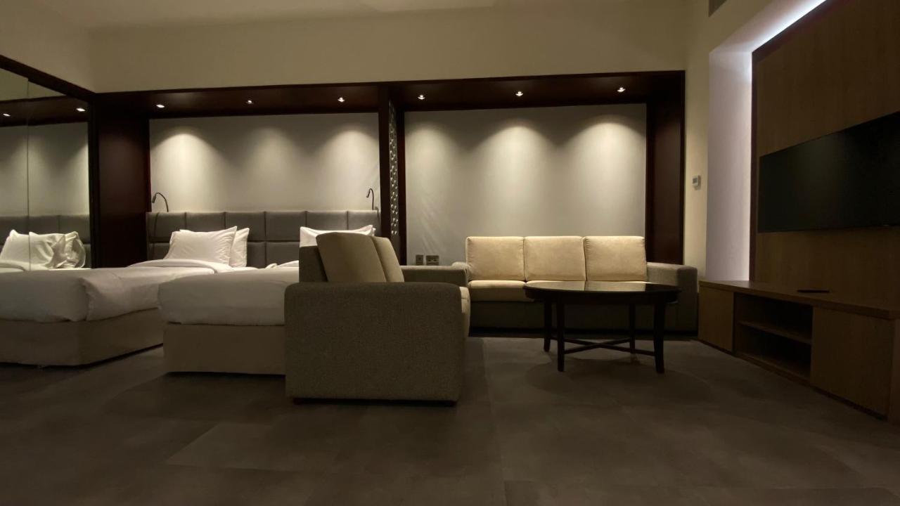 Sitara Hotel Apartment Dubai Bagian luar foto