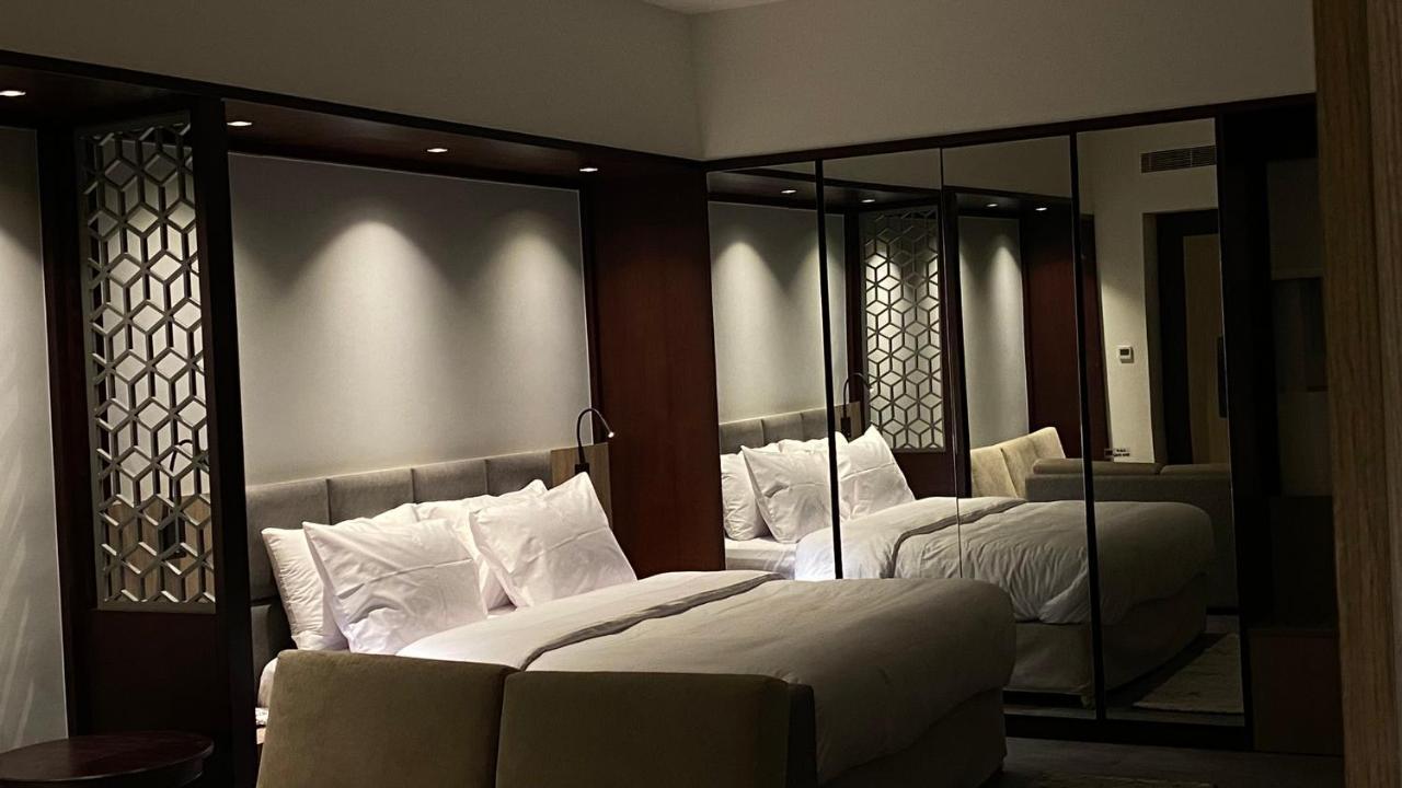 Sitara Hotel Apartment Dubai Bagian luar foto