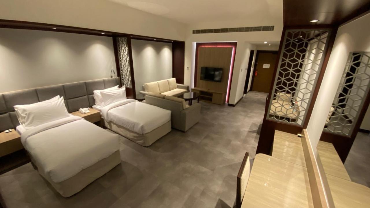 Sitara Hotel Apartment Dubai Bagian luar foto