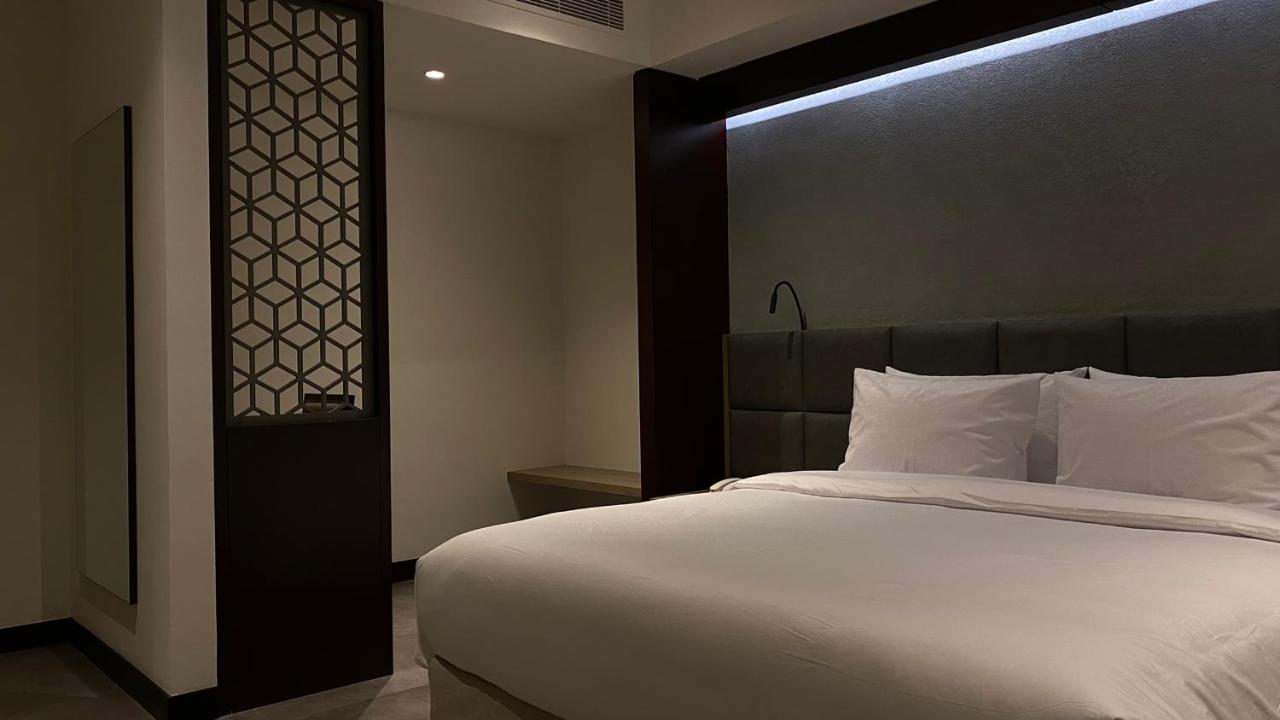 Sitara Hotel Apartment Dubai Bagian luar foto