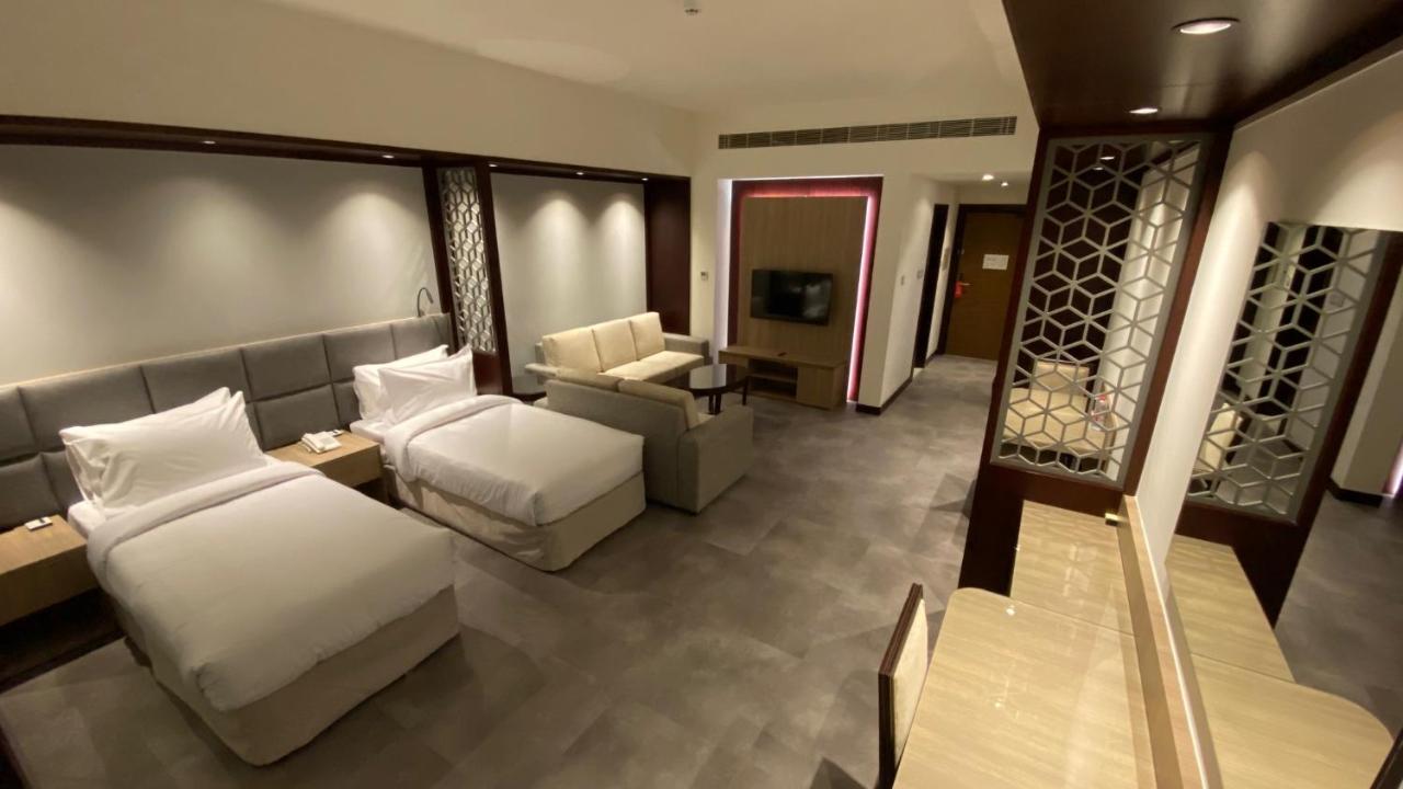 Sitara Hotel Apartment Dubai Bagian luar foto