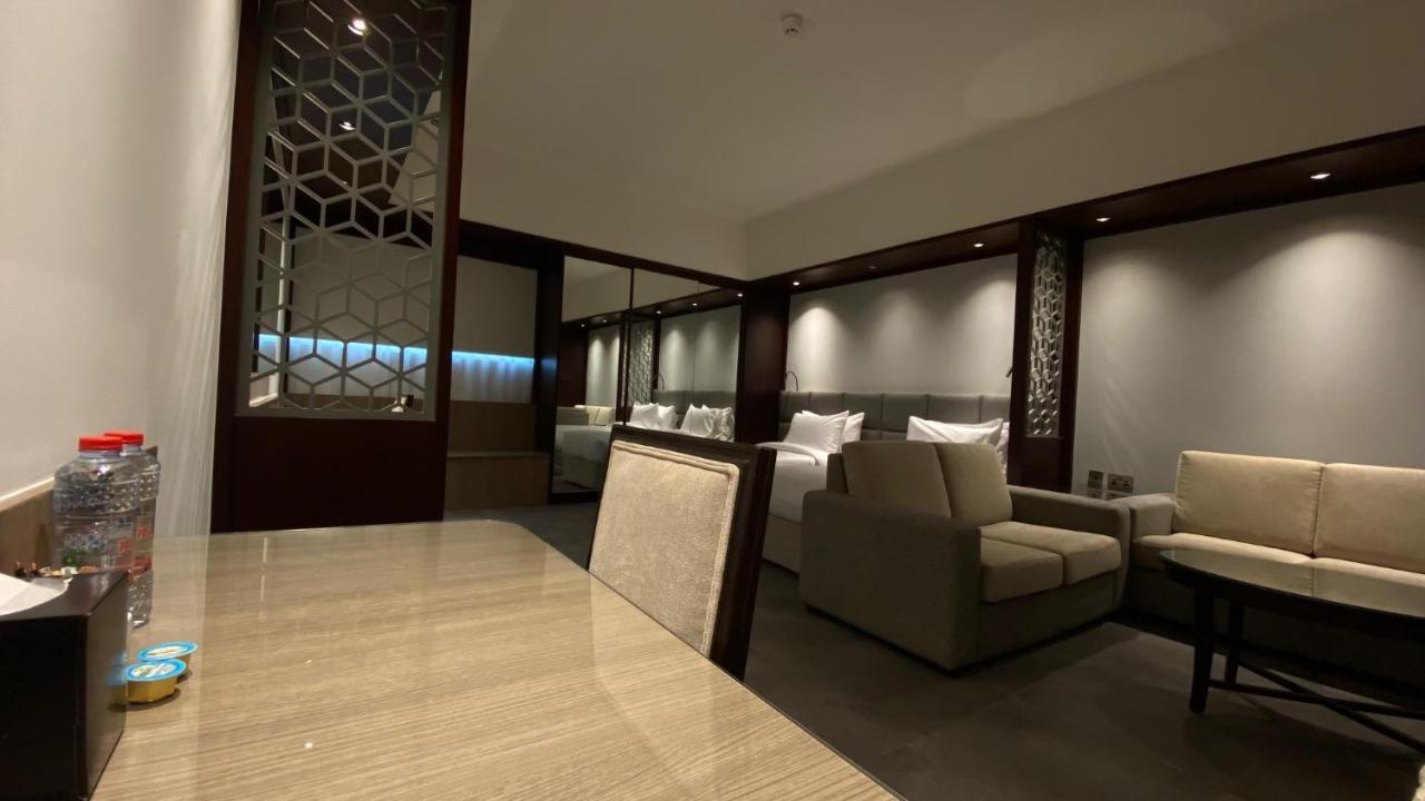 Sitara Hotel Apartment Dubai Bagian luar foto