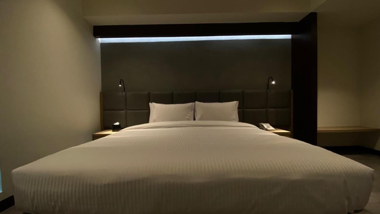 Sitara Hotel Apartment Dubai Bagian luar foto