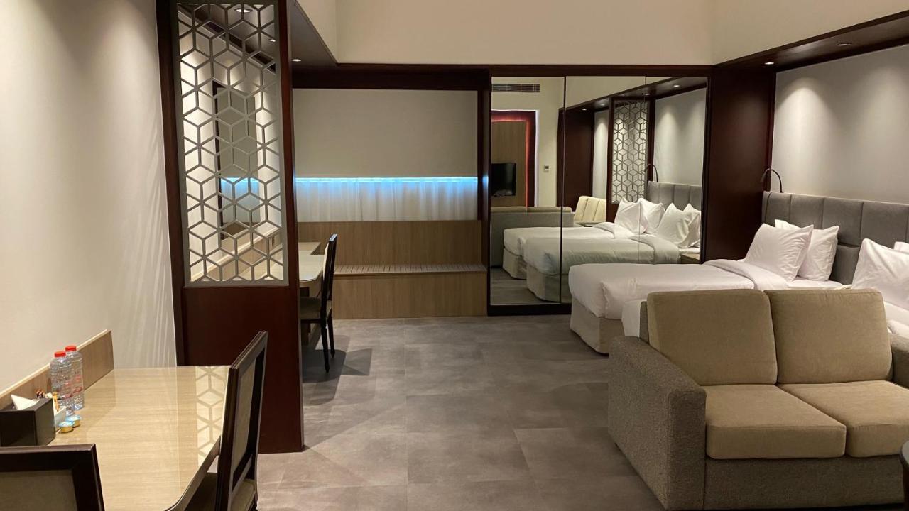 Sitara Hotel Apartment Dubai Bagian luar foto