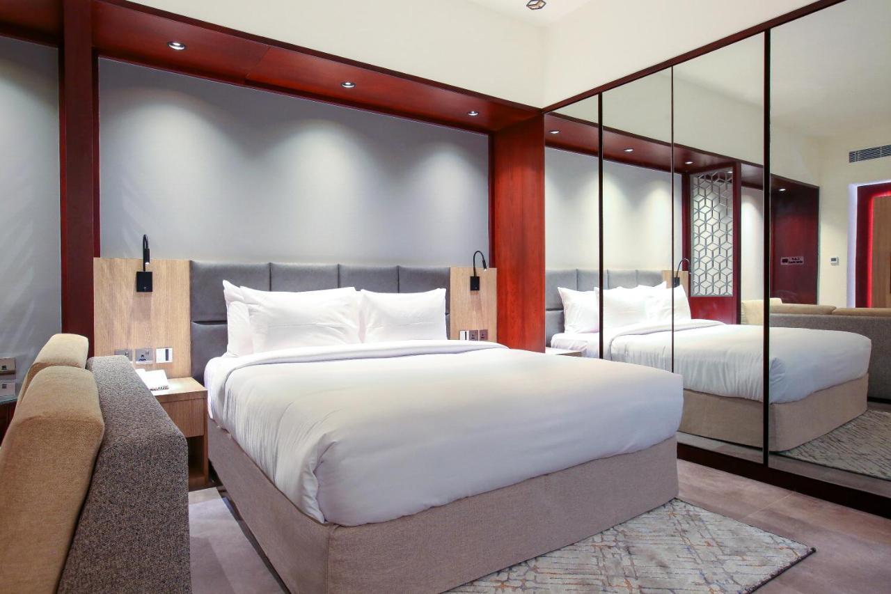 Sitara Hotel Apartment Dubai Bagian luar foto