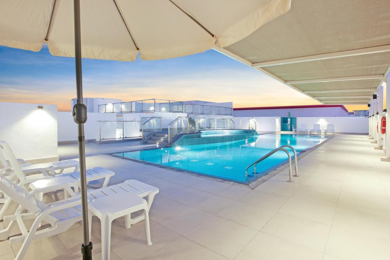 Sitara Hotel Apartment Dubai Bagian luar foto