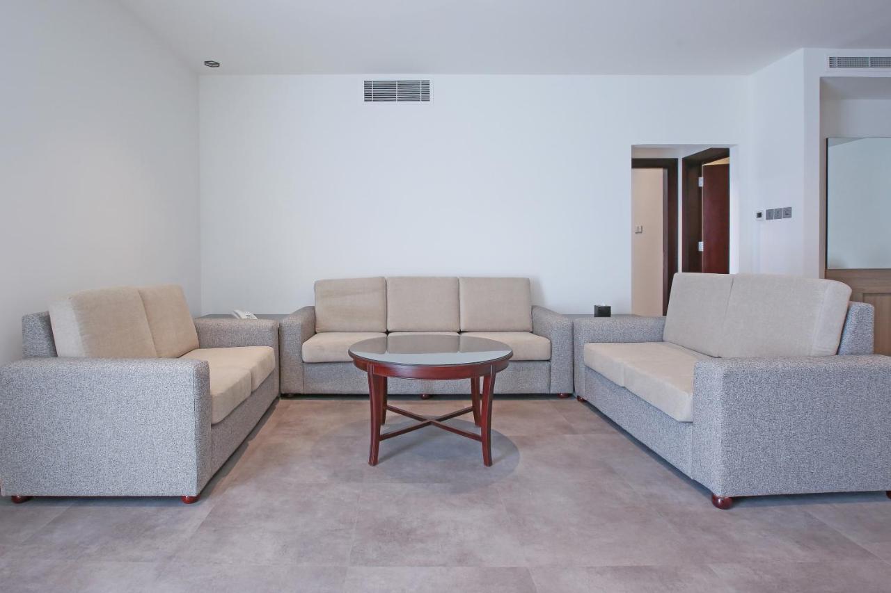 Sitara Hotel Apartment Dubai Bagian luar foto