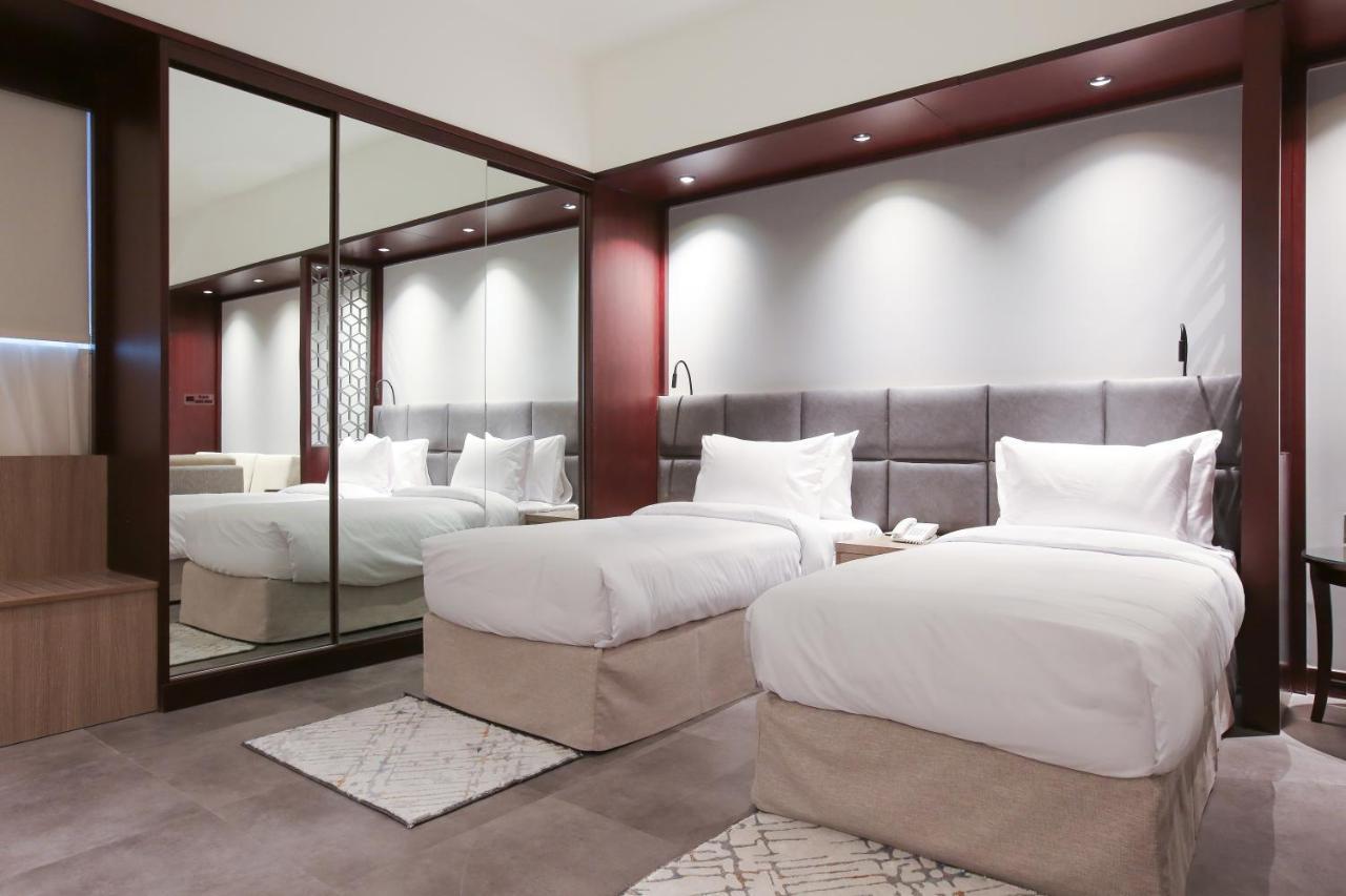 Sitara Hotel Apartment Dubai Bagian luar foto